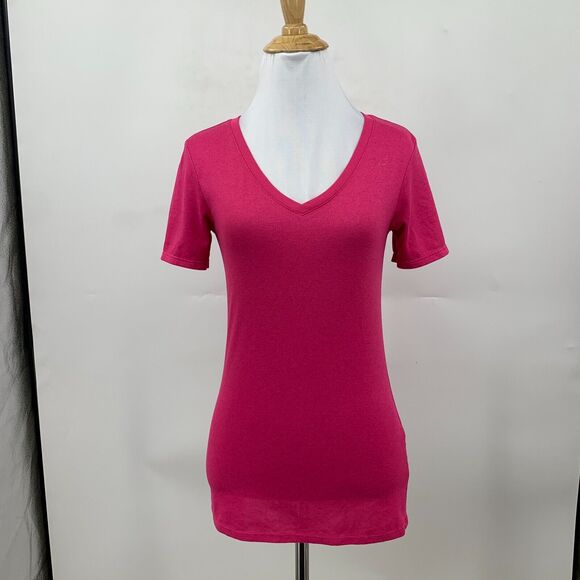 Nike T Shirt Womens XS Valentine V Neck Short Sleeve Dri Fit Straight Hem Active - Picture 2 of 9